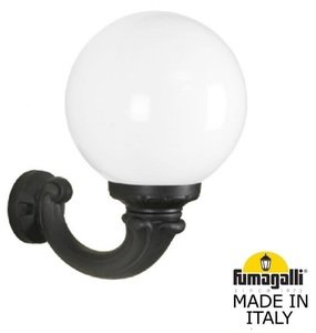 Фото Fumagalli Ofir/G300 G30.132.000.AYE27 Светильник консольный уличный на стену с 1 фонарем 400 мм (корпус черный, плафон опал)