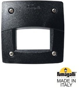 Фото Fumagalli Leti 100 Square-El 3C3.000.000.AYG1L Подсветка ступеней 115 мм (корпус черный, плафон матовый)