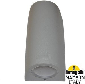Фото Fumagalli Marta 90-2L 2A4.000.000.LXF2L Светильник уличный настенный c 2 лампами 170 мм (корпус серый, плафон матовый)