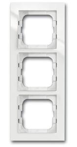 Фото ABB Busch-axcent 2CKA001753A4123 Рамка 3-постовая (заподлицо, белая)