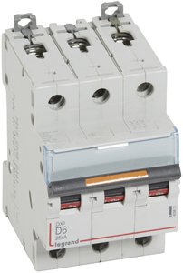Фото Legrand DX3 409831 Автоматический выключатель трехполюсный 6А (25 кА, D)