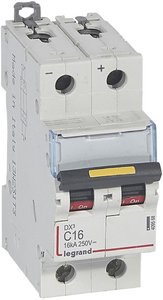 Фото Legrand DX3 409568 Автоматический выключатель двухполюсный 16А (10 кА, C)