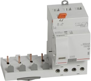 Фото Legrand DX3 410545 Выключатель дифференциального тока четырехполюсный 40А 300мА
