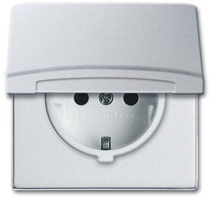 Фото ABB Allwetter 2CKA002064A0288 Розетка SCHUKO (16 А, IP44, з/к, крышка, под рамку, скрытая установка, алюминий)
