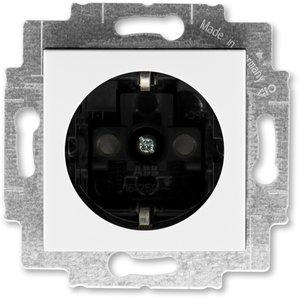 Фото ABB Levit 2CHH203457A6062 Розетка с заземляющим контактом (16 А, шторки, под рамку, скрытая установка, белый/дымчатый черный)