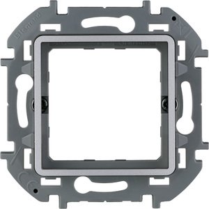 Фото Legrand Inspiria 673902 адаптер для 2-модульных механизмов Legrand Mosaic, скрытого монтажа, цвет "Алюминий"