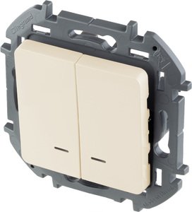 Фото Legrand Inspiria 673631 выключатель двухклавишный с подсветкой/индикацией для скрытого монтажа, цвет "Слоновая кость", номинальный ток 10 А, напряжение ~250В