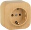 Фото Legrand Quteo 782271 Розетка с заземляющим контактом (16 А, в сборе, открытая установка, дерево)