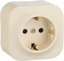 Фото Legrand Quteo 782250 Розетка с заземляющим контактом и шторками (16 А, в сборе, открытая установка, слоновая кость)