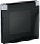 Фото Legrand Inspiria 673922 рамка с защитной крышкой IP44 IK07 для скрытого монтажа 1 механизма Legrand Inspiria, степень пылевлагозащиты IP44, степень ударопрочности IK07, цвет "Алюминий"