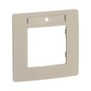 Legrand Etika 672516 Рамка 1-постовая с полем для надписи (слоновая кость)