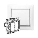 Legrand Valena 694266 Переключатель двухклавишный (10 А, IP31, под рамку, с/у, белый)