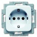 ABB Reflex 2CKA002013A5371 Розетка (16 А, под рамку, шторки, с/у, з/к, альпийский-белый)