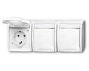 ABB Ocean 2CKA002084A0716 Розетка тройная (16 А, IP44, горизонт., в сборе, крышка, поле для надписи, о/у, з/к, альпийский-белый)